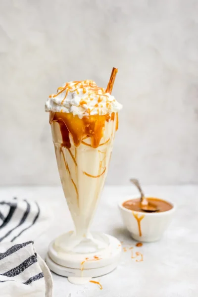 Caramel milkshake